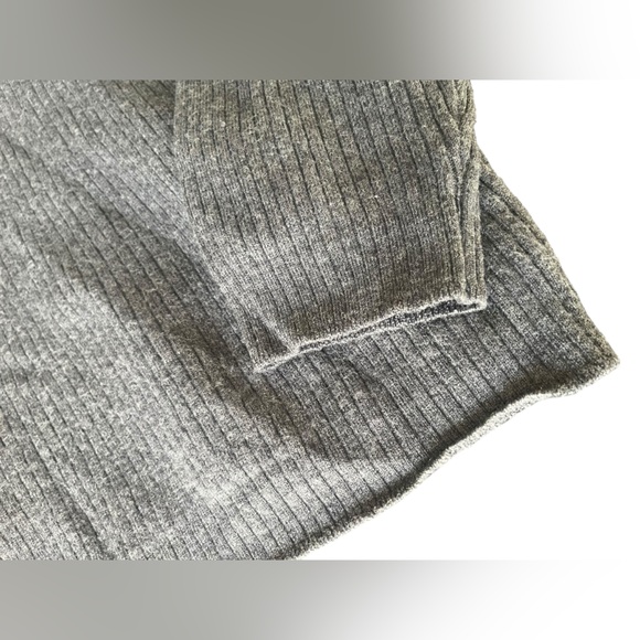 Lord & Taylor Womens Merino Wool Vintage Mock Neck Sweater size XL Made in Italy - Picture 5 of 8